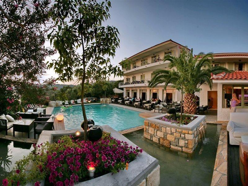 Sandy Bay Hotel Plomari Bagian luar foto