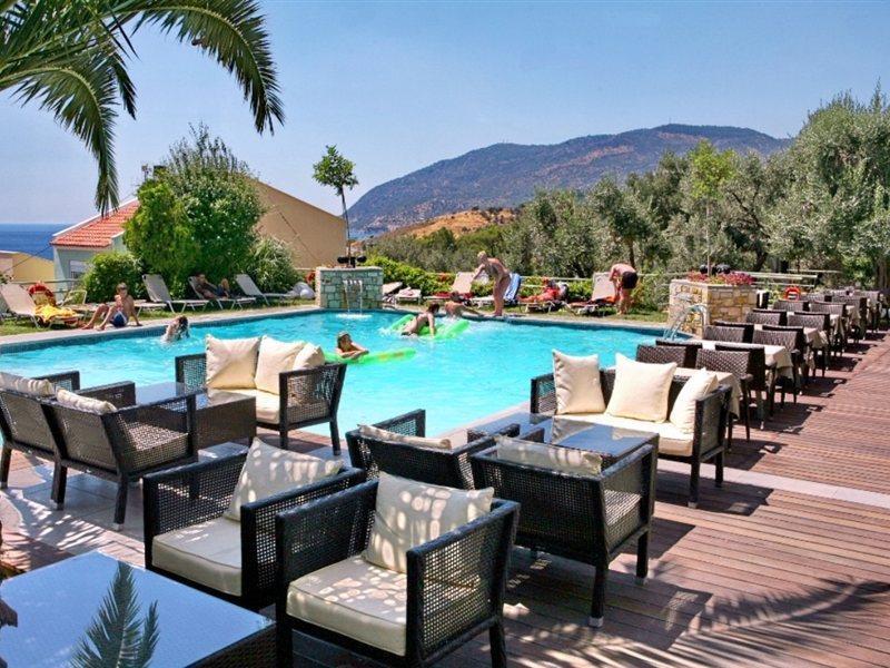 Sandy Bay Hotel Plomari Bagian luar foto
