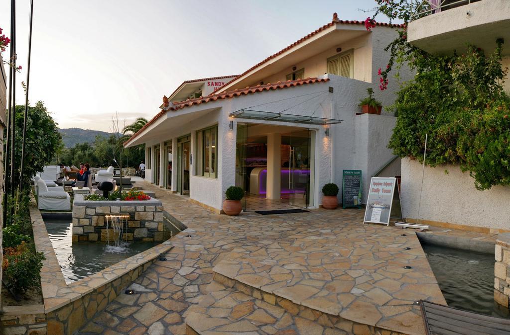 Sandy Bay Hotel Plomari Bagian luar foto