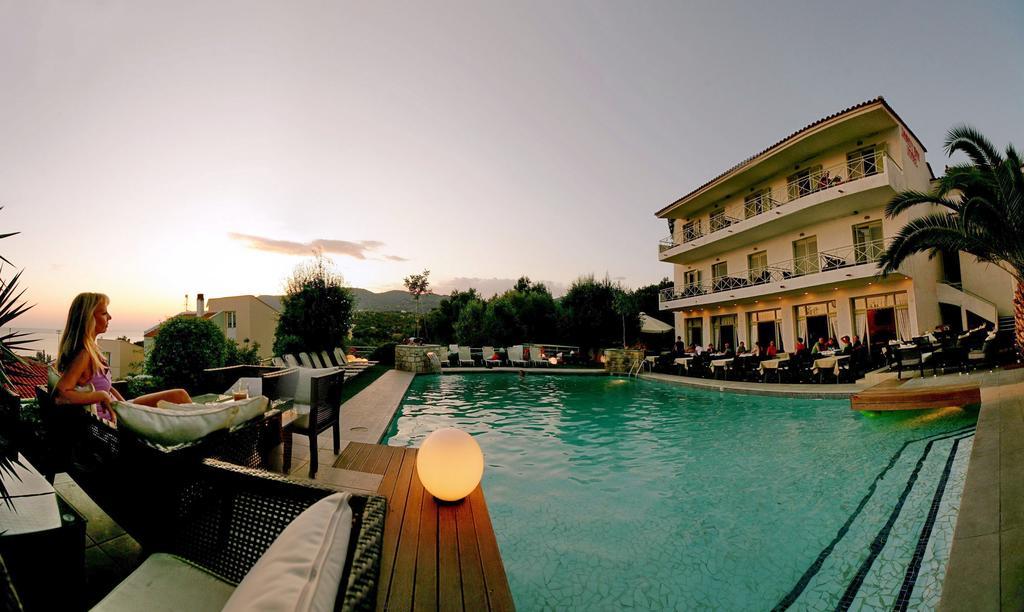 Sandy Bay Hotel Plomari Bagian luar foto