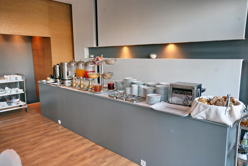 Sandy Bay Hotel Plomari Bagian luar foto