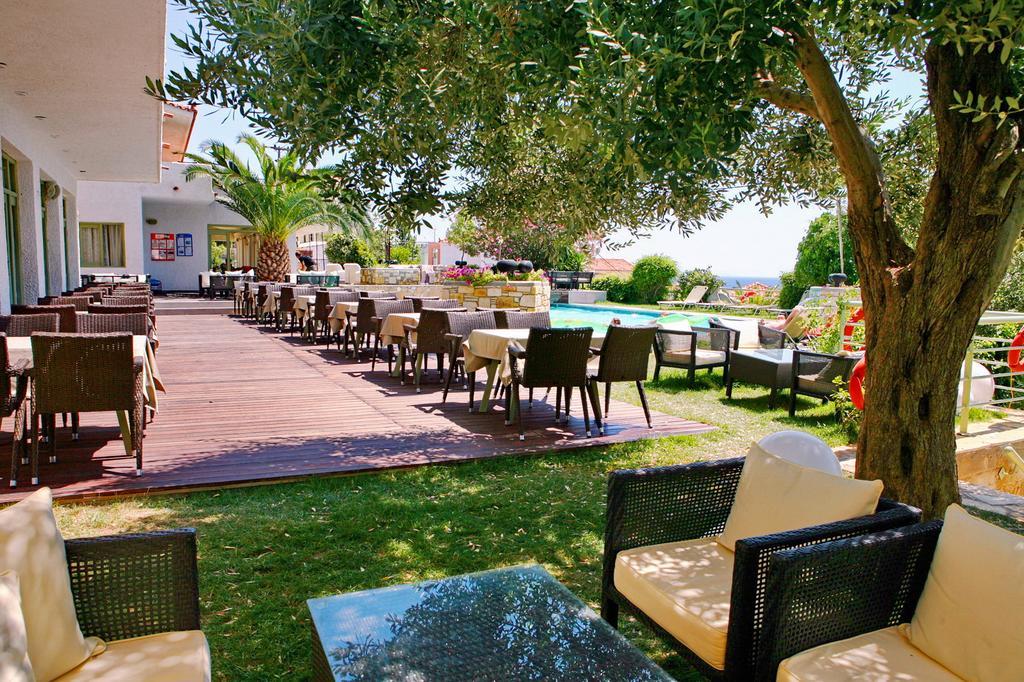 Sandy Bay Hotel Plomari Bagian luar foto