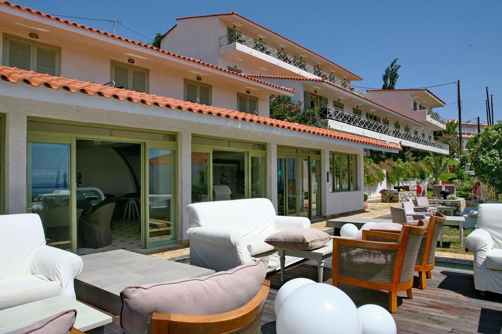 Sandy Bay Hotel Plomari Bagian luar foto